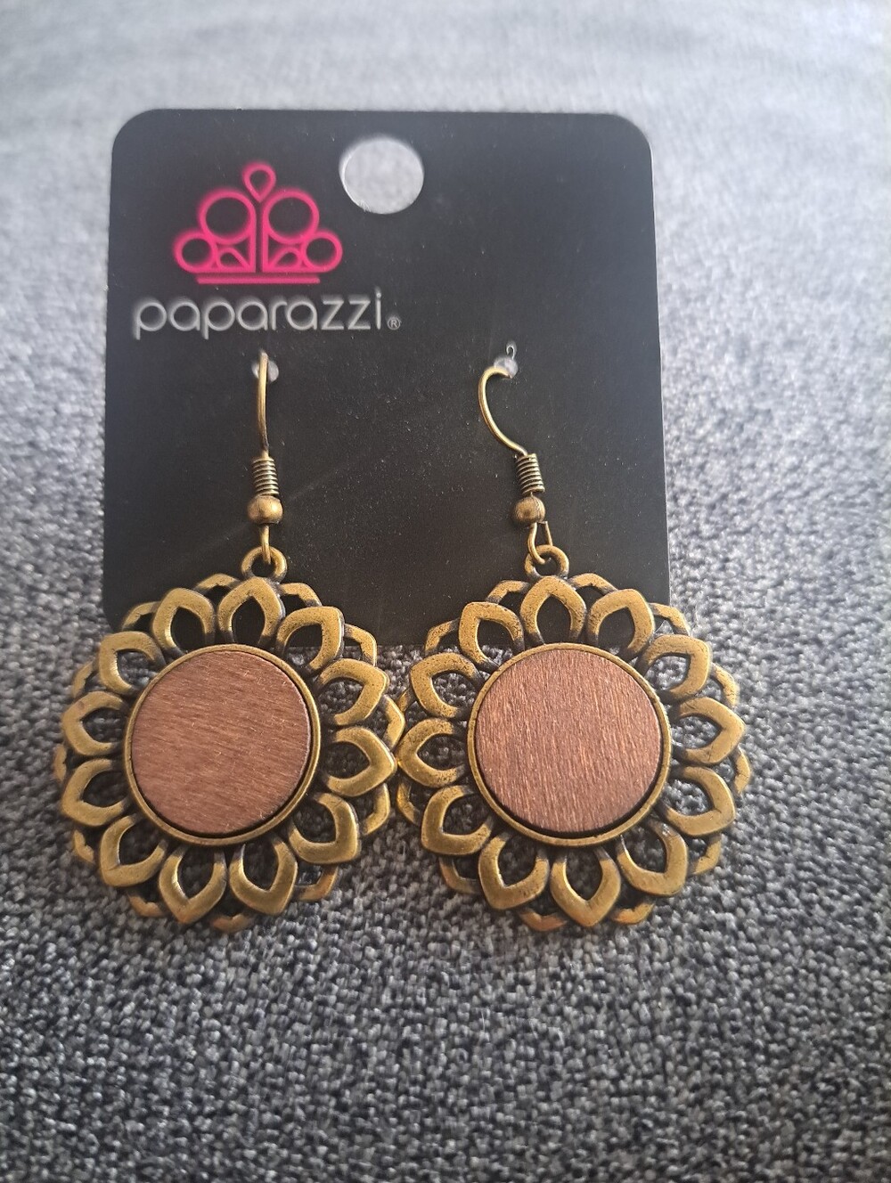 Paparazzi Gold-Tone Floral Earrings with Copper Centers - Picture 2 of 6